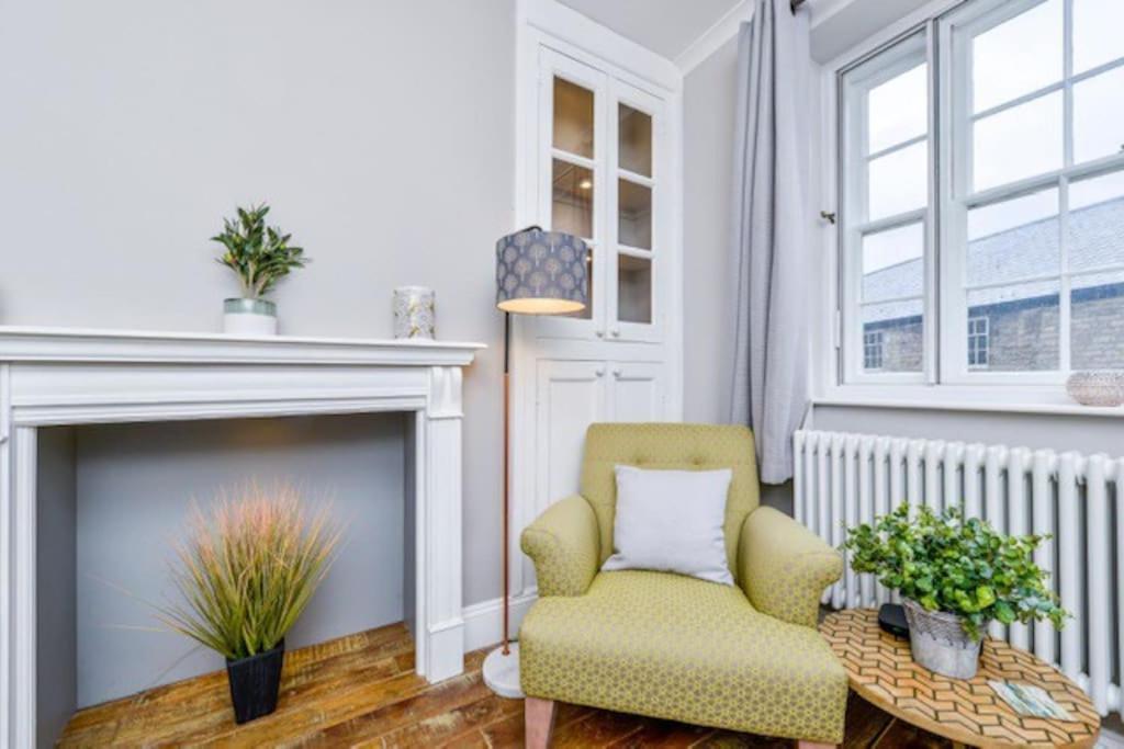 Victorian Townhouse - Stamford Centre - 2 Big Bedrooms, Living Room Kitchen Etc Tastefully Decorated Екстер'єр фото